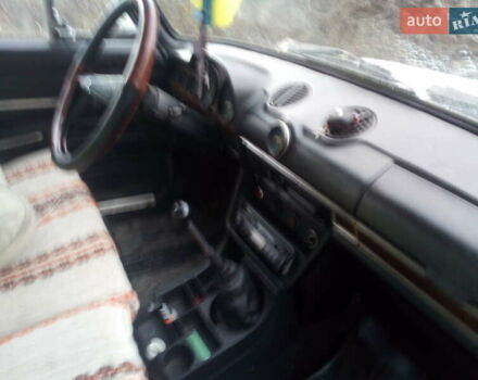 Белый ВАЗ 2106, объемом двигателя 1.6 л и пробегом 300 тыс. км за 450 $, фото 2 на Automoto.ua