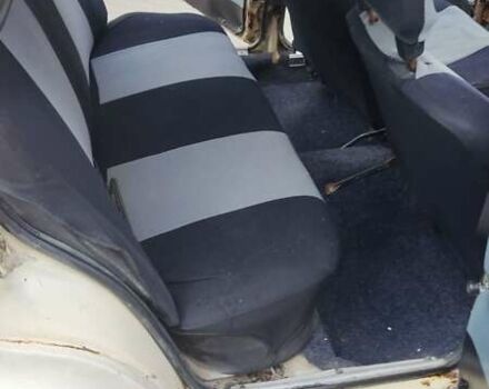 Белый ВАЗ 2106, объемом двигателя 1.5 л и пробегом 100 тыс. км за 500 $, фото 11 на Automoto.ua