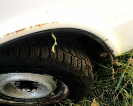 Белый ВАЗ 2106, объемом двигателя 1.3 л и пробегом 170 тыс. км за 200 $, фото 3 на Automoto.ua