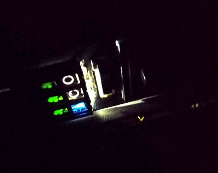 Белый ВАЗ 2106, объемом двигателя 1.3 л и пробегом 270 тыс. км за 600 $, фото 1 на Automoto.ua