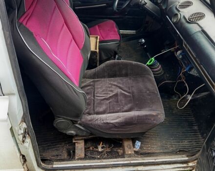 Білий ВАЗ 2106, об'ємом двигуна 3 л та пробігом 500 тис. км за 381 $, фото 3 на Automoto.ua