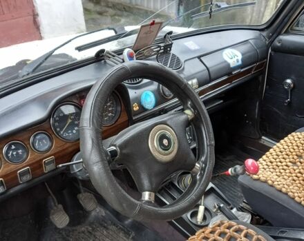 Белый ВАЗ 2106, объемом двигателя 0 л и пробегом 200 тыс. км за 700 $, фото 3 на Automoto.ua