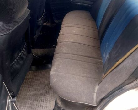 Белый ВАЗ 2106, объемом двигателя 1.3 л и пробегом 0 тыс. км за 360 $, фото 4 на Automoto.ua