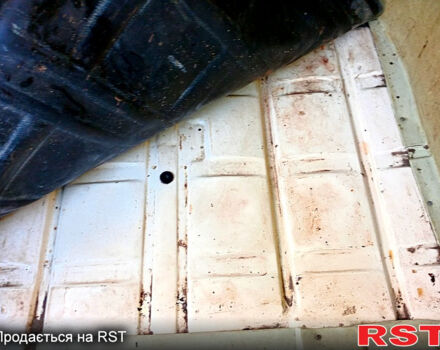 Белый ВАЗ 2106, объемом двигателя 1.3 л и пробегом 126 тыс. км за 1050 $, фото 8 на Automoto.ua