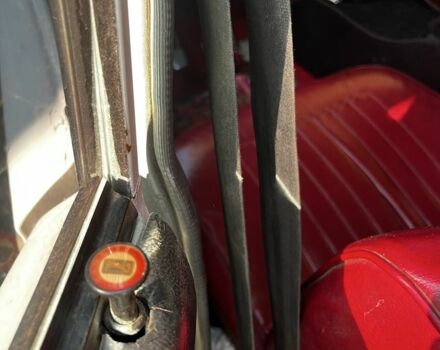 Белый ВАЗ 2106, объемом двигателя 1.3 л и пробегом 332 тыс. км за 1200 $, фото 2 на Automoto.ua