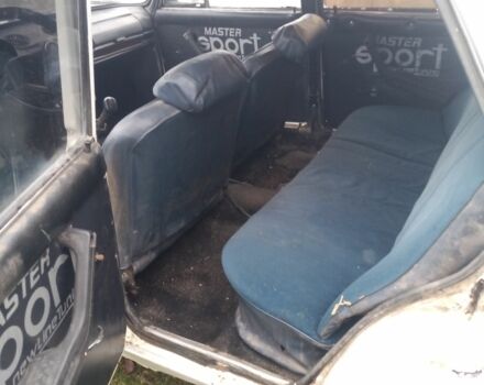 Белый ВАЗ 2106, объемом двигателя 0 л и пробегом 85 тыс. км за 550 $, фото 5 на Automoto.ua