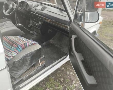 Білий ВАЗ 2106, об'ємом двигуна 1.5 л та пробігом 80 тис. км за 1100 $, фото 4 на Automoto.ua