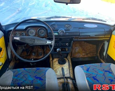 Білий ВАЗ 2106, об'ємом двигуна 1.6 л та пробігом 198 тис. км за 590 $, фото 8 на Automoto.ua