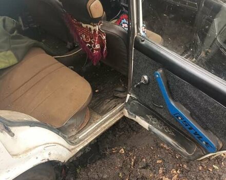 Белый ВАЗ 2106, объемом двигателя 1.3 л и пробегом 270 тыс. км за 361 $, фото 4 на Automoto.ua