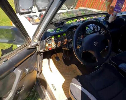 ВАЗ 2106 1990 в Сарнах на Automoto.ua Белый ВАЗ 2106, объемом двигателя 1.5 л и пробегом 202 тыс. км за 850 $, фото 9 на Automoto.ua