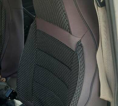 ВАЗ 2106 1990 в Корсунь-Шевченковском на Automoto.ua Белый ВАЗ 2106, объемом двигателя 1.29 л и пробегом 50 тыс. км за 1000 $, фото 4 на Automoto.ua