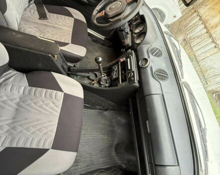 Белый ВАЗ 2106, объемом двигателя 0 л и пробегом 170 тыс. км за 650 $, фото 6 на Automoto.ua