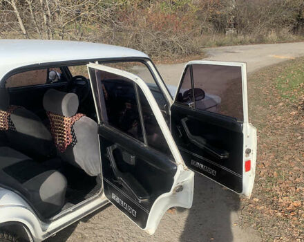 Белый ВАЗ 2106, объемом двигателя 1.5 л и пробегом 200 тыс. км за 800 $, фото 4 на Automoto.ua