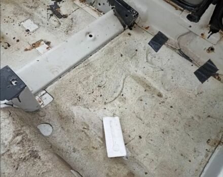 Белый ВАЗ 2106, объемом двигателя 0 л и пробегом 82 тыс. км за 2550 $, фото 19 на Automoto.ua