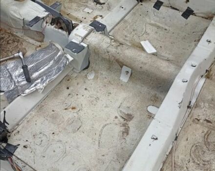 Белый ВАЗ 2106, объемом двигателя 0 л и пробегом 82 тыс. км за 2550 $, фото 14 на Automoto.ua