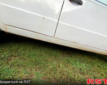 Белый ВАЗ 2106, объемом двигателя 1.3 л и пробегом 777 тыс. км за 550 $, фото 3 на Automoto.ua