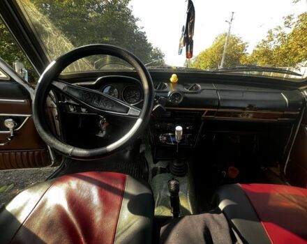 Белый ВАЗ 2106, объемом двигателя 1.6 л и пробегом 666 тыс. км за 286 $, фото 4 на Automoto.ua