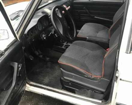 Белый ВАЗ 2106, объемом двигателя 1.5 л и пробегом 53 тыс. км за 600 $, фото 2 на Automoto.ua