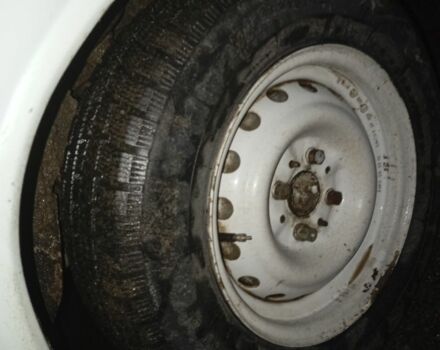 Белый ВАЗ 2106, объемом двигателя 1 л и пробегом 110 тыс. км за 641 $, фото 7 на Automoto.ua