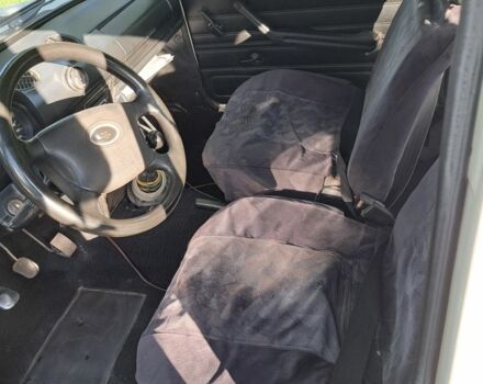 Белый ВАЗ 2106, объемом двигателя 1.3 л и пробегом 197 тыс. км за 800 $, фото 7 на Automoto.ua