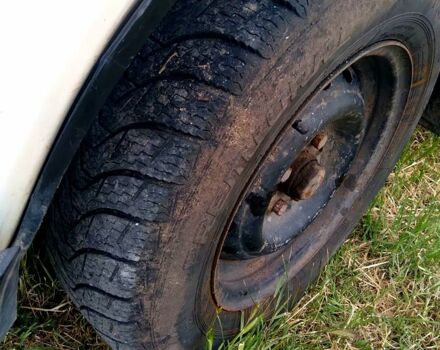 Белый ВАЗ 2106, объемом двигателя 1.3 л и пробегом 0 тыс. км за 450 $, фото 3 на Automoto.ua