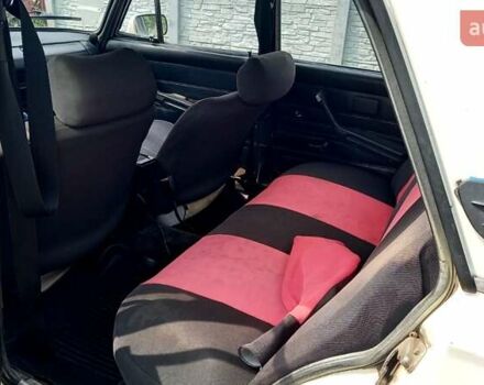 ВАЗ 2106 1993 в Кременчуге на Automoto.ua Белый ВАЗ 2106, объемом двигателя 1.3 л и пробегом 61 тыс. км за 850 $, фото 9 на Automoto.ua