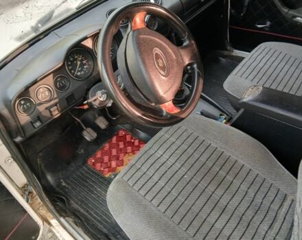 Белый ВАЗ 2106, объемом двигателя 1.5 л и пробегом 40 тыс. км за 738 $, фото 6 на Automoto.ua