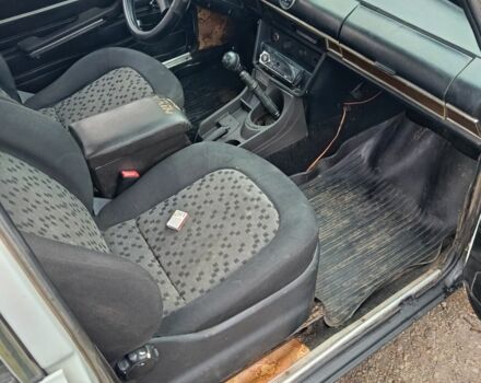 Белый ВАЗ 2106, объемом двигателя 3 л и пробегом 111 тыс. км за 618 $, фото 5 на Automoto.ua