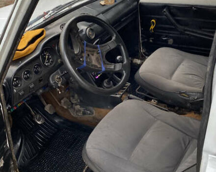 Белый ВАЗ 2106, объемом двигателя 1.45 л и пробегом 90 тыс. км за 700 $, фото 2 на Automoto.ua