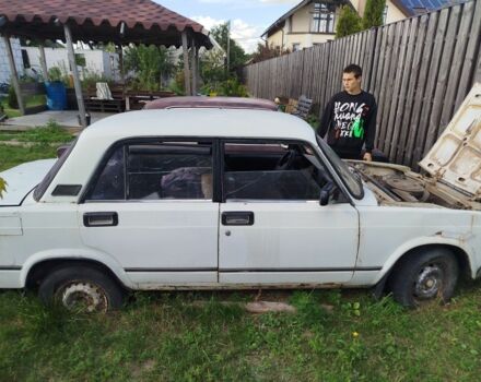 Белый ВАЗ 2106, объемом двигателя 0 л и пробегом 200 тыс. км за 500 $, фото 4 на Automoto.ua