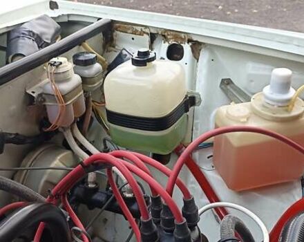 Белый ВАЗ 2106, объемом двигателя 1.5 л и пробегом 36 тыс. км за 3900 $, фото 61 на Automoto.ua