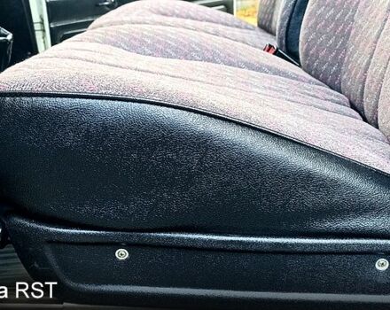 Білий ВАЗ 2106, об'ємом двигуна 1.5 л та пробігом 36 тис. км за 3700 $, фото 6 на Automoto.ua