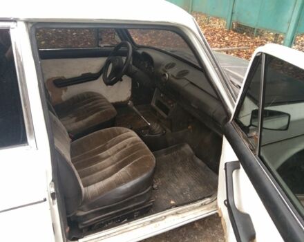 Белый ВАЗ 2106, объемом двигателя 1.5 л и пробегом 500 тыс. км за 595 $, фото 2 на Automoto.ua