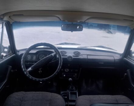 Белый ВАЗ 2106, объемом двигателя 1.5 л и пробегом 180 тыс. км за 592 $, фото 5 на Automoto.ua