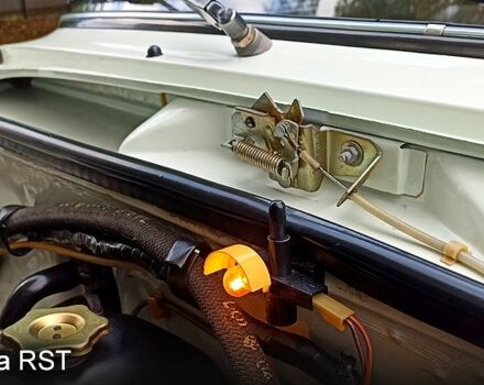 Білий ВАЗ 2106, об'ємом двигуна 1.5 л та пробігом 36 тис. км за 3700 $, фото 11 на Automoto.ua