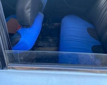 Белый ВАЗ 2106, объемом двигателя 6 л и пробегом 70 тыс. км за 300 $, фото 4 на Automoto.ua