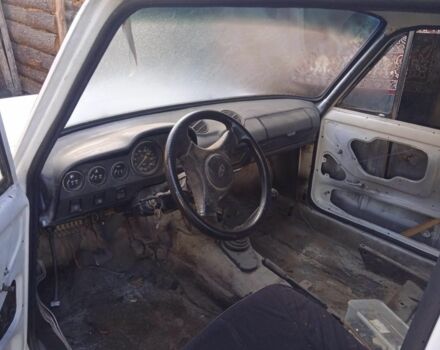 Белый ВАЗ 2106, объемом двигателя 0 л и пробегом 120 тыс. км за 1500 $, фото 3 на Automoto.ua