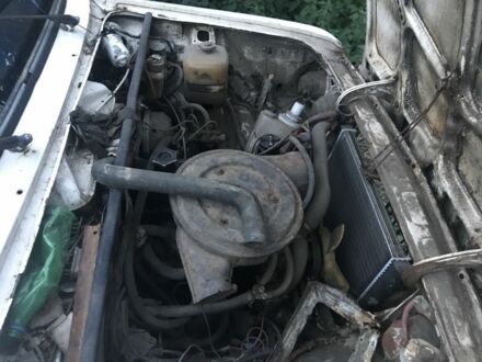 ВАЗ 2106 1975 в Белой Церкве на Automoto.ua Белый ВАЗ 2106, объемом двигателя 1.4 л и пробегом 3 тыс. км за 250 $, фото 1 на Automoto.ua