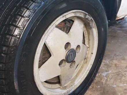 Білий ВАЗ 2106, об'ємом двигуна 1.6 л та пробігом 98 тис. км за 321 $, фото 1 на Automoto.ua