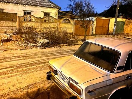 ВАЗ 2106 1982 у Першотравенске на Automoto.ua Білий ВАЗ 2106, об'ємом двигуна 1.5 л та пробігом 0 тис. км за 550 $, фото 1 на Automoto.ua