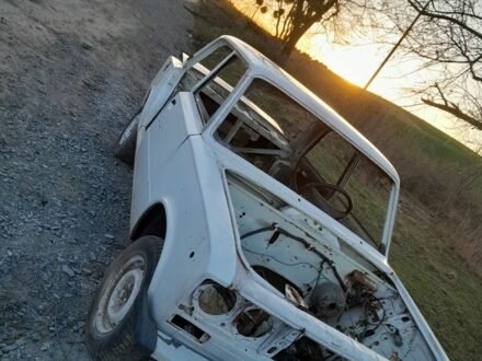 ВАЗ 2106 1985 у Рівному на Automoto.ua Білий ВАЗ 2106, об'ємом двигуна 1.6 л та пробігом 1000 тис. км за 200 $, фото 1 на Automoto.ua