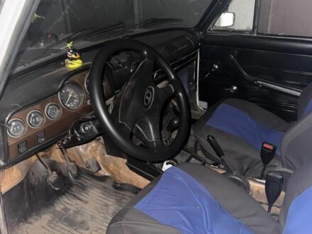 ВАЗ 2106 1985 в Изюме на Automoto.ua Белый ВАЗ 2106, объемом двигателя 1.3 л и пробегом 400 тыс. км за 479 $, фото 1 на Automoto.ua