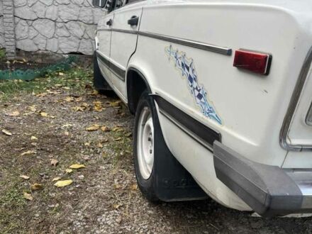 ВАЗ 2106 1985 в Каменское - Днепродзержинск на Automoto.ua Белый ВАЗ 2106, объемом двигателя 1.5 л и пробегом 3 тыс. км за 1200 $, фото 1 на Automoto.ua