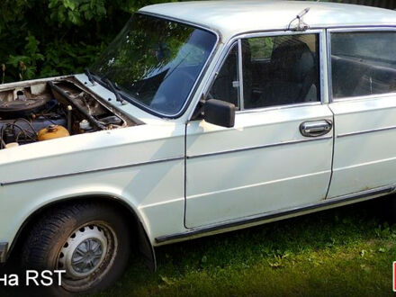 ВАЗ 2106 1987 в Красноград на Automoto.ua Белый ВАЗ 2106, объемом двигателя 1.3 л и пробегом 100 тыс. км за 960 $, фото 1 на Automoto.ua