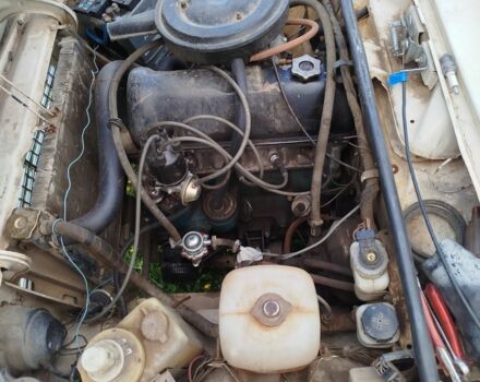 Белый ВАЗ 2106, объемом двигателя 6 л и пробегом 200 тыс. км за 800 $, фото 1 на Automoto.ua