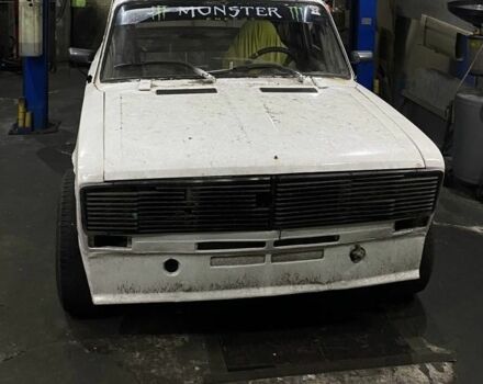 Белый ВАЗ 2106, объемом двигателя 1.8 л и пробегом 2 тыс. км за 1000 $, фото 1 на Automoto.ua