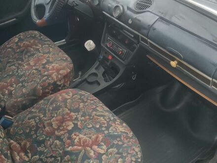 Белый ВАЗ 2106, объемом двигателя 1.5 л и пробегом 678 тыс. км за 381 $, фото 1 на Automoto.ua