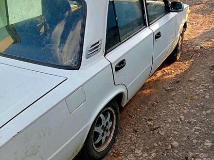 Белый ВАЗ 2106, объемом двигателя 1.3 л и пробегом 200 тыс. км за 550 $, фото 1 на Automoto.ua