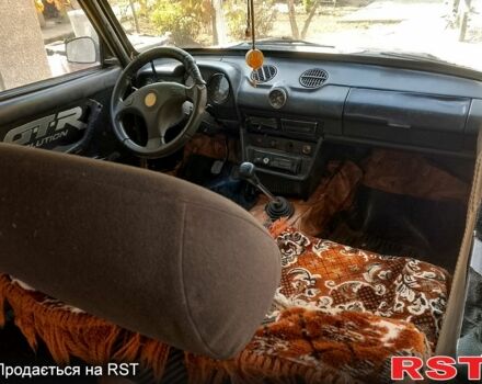 Бежевий ВАЗ 2106, об'ємом двигуна 1.6 л та пробігом 175 тис. км за 600 $, фото 3 на Automoto.ua