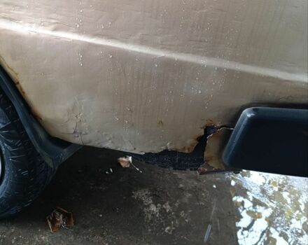 Бежевий ВАЗ 2106, об'ємом двигуна 0 л та пробігом 300 тис. км за 595 $, фото 6 на Automoto.ua